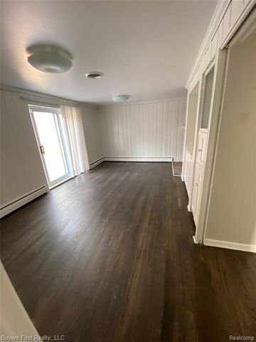 15736 George Washington Drive, Southfield, MI 48075