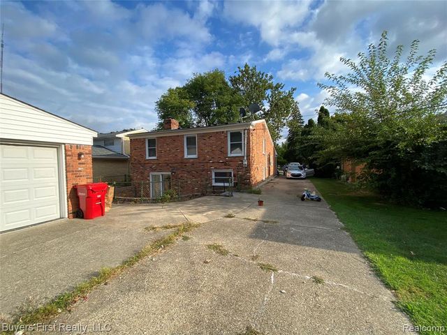 15736 George Washington Drive, Southfield, MI 48075