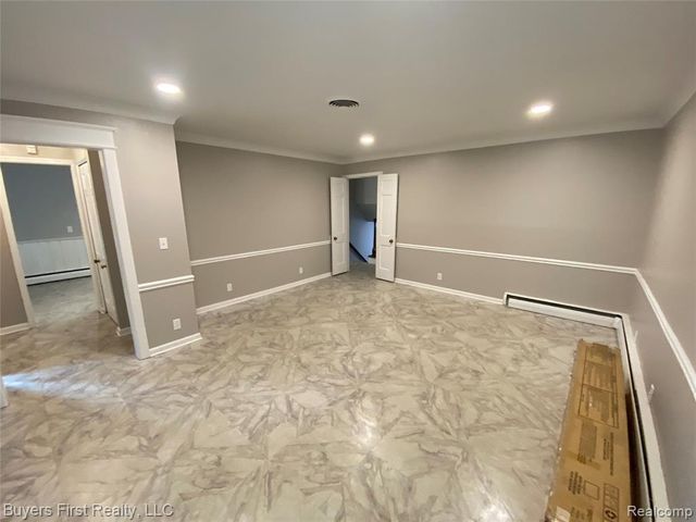 15736 George Washington Drive, Southfield, MI 48075