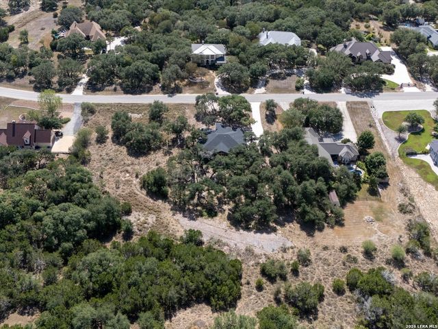 210 FALLING HLS, New Braunfels, TX 78132
