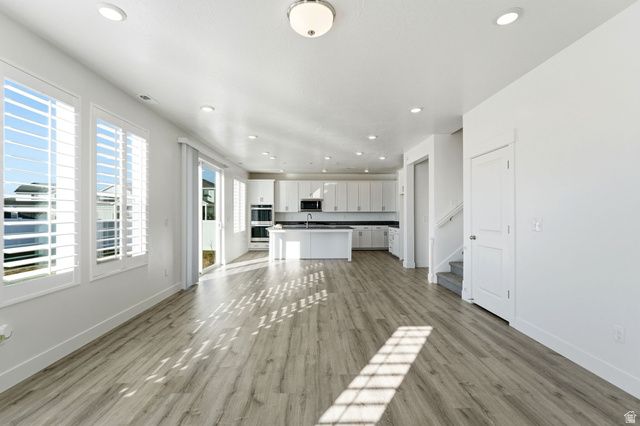 3022 S SHORELINE DR, Syracuse, UT 84075