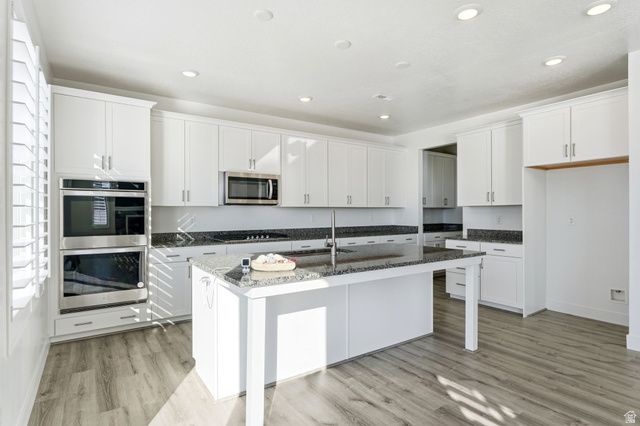 3022 S SHORELINE DR, Syracuse, UT 84075