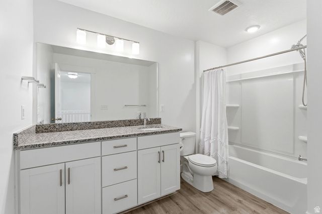 3022 S SHORELINE DR, Syracuse, UT 84075