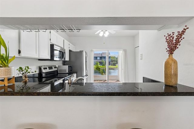 382 COUNTRYSIDE KEY BOULEVARD, Oldsmar, FL 34677