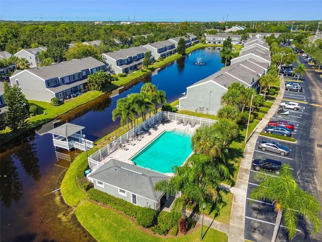 382 COUNTRYSIDE KEY BOULEVARD, Oldsmar, FL 34677