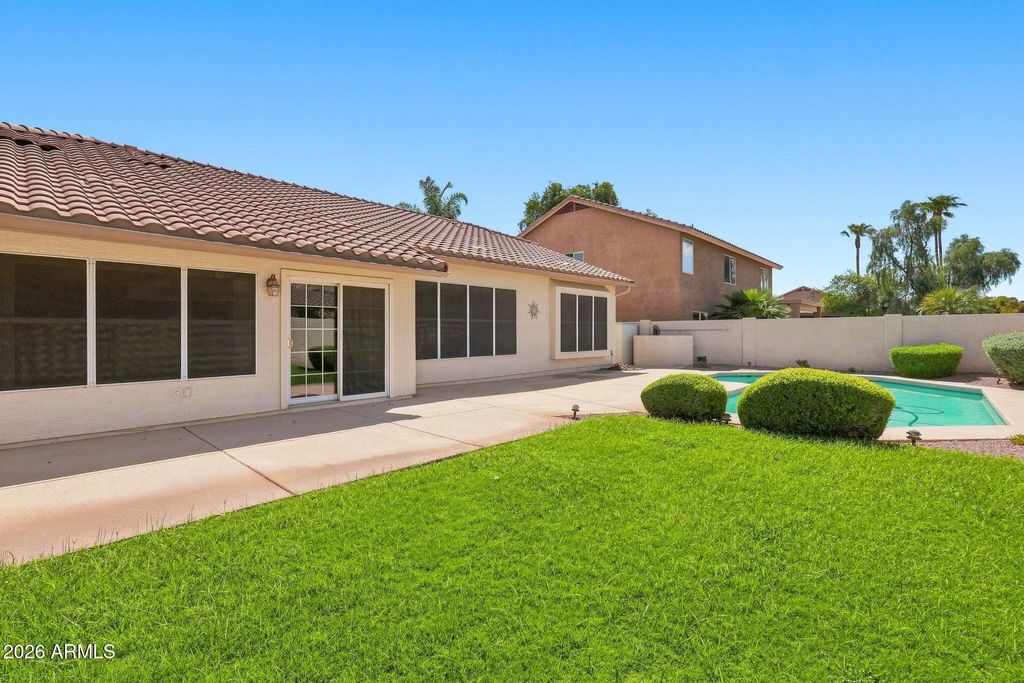 464 E BAYLOR Lane, Gilbert, AZ 85296 — photo 4