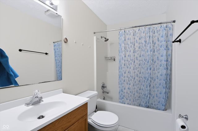 7229 Muirfield Place, Indianapolis, IN 46237