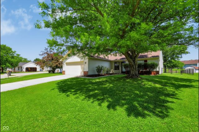 7229 Muirfield Place, Indianapolis, IN 46237