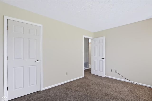 7229 Muirfield Place, Indianapolis, IN 46237