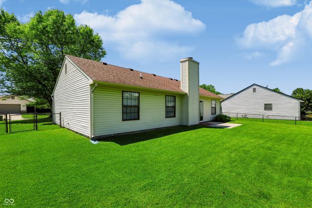 7229 Muirfield Place, Indianapolis, IN 46237