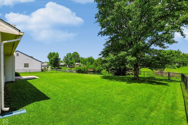 7229 Muirfield Place, Indianapolis, IN 46237