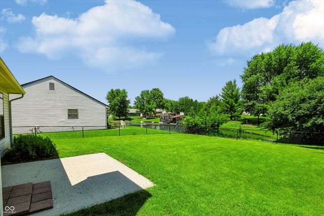 7229 Muirfield Place, Indianapolis, IN 46237