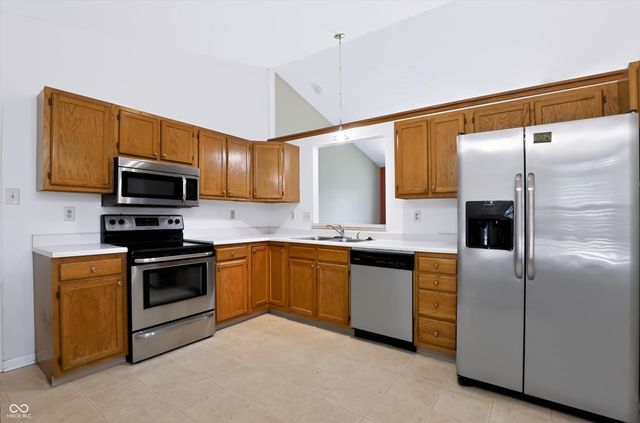 7229 Muirfield Place, Indianapolis, IN 46237