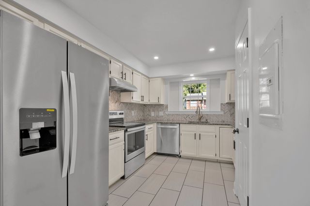 565 Michele Dr, Antioch, TN 37013