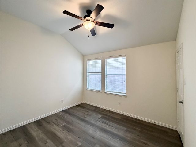 211 Parakeet Drive, Little Elm, TX 75068