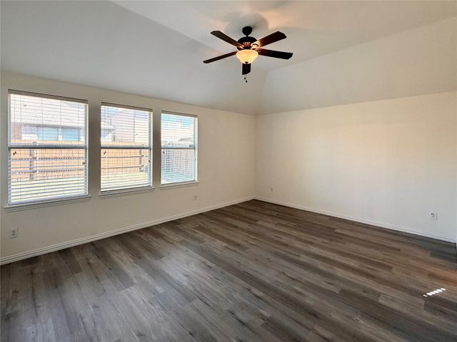 211 Parakeet Drive, Little Elm, TX 75068