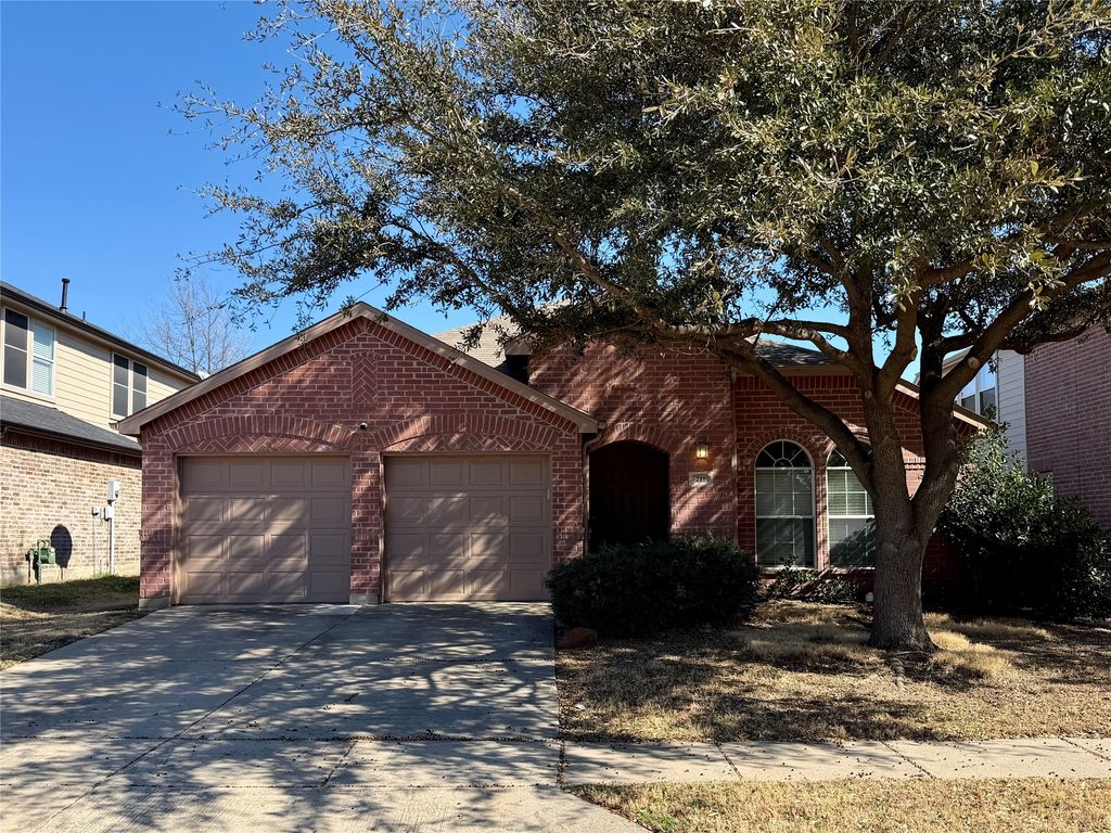 211 Parakeet Drive, Little Elm, TX 75068