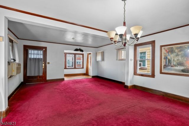 121 Schofield St, Newark City, NJ 07106