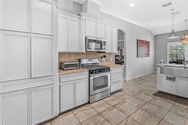 13901 LAFFITE Dr, Corpus Christi, TX 78418