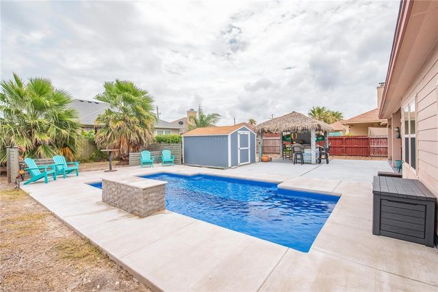 13901 LAFFITE Dr, Corpus Christi, TX 78418
