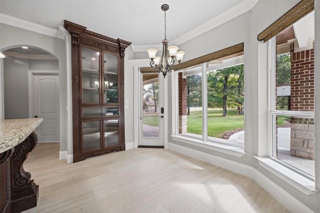2102 E Blue Lake Drive, Magnolia, TX 77354