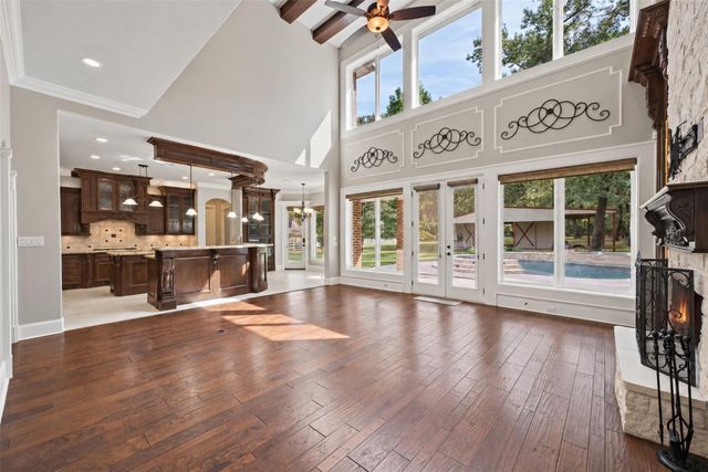 2102 E Blue Lake Drive, Magnolia, TX 77354