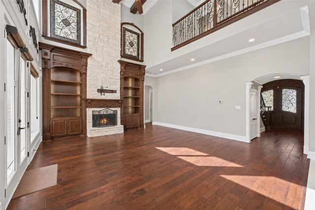 2102 E Blue Lake Drive, Magnolia, TX 77354