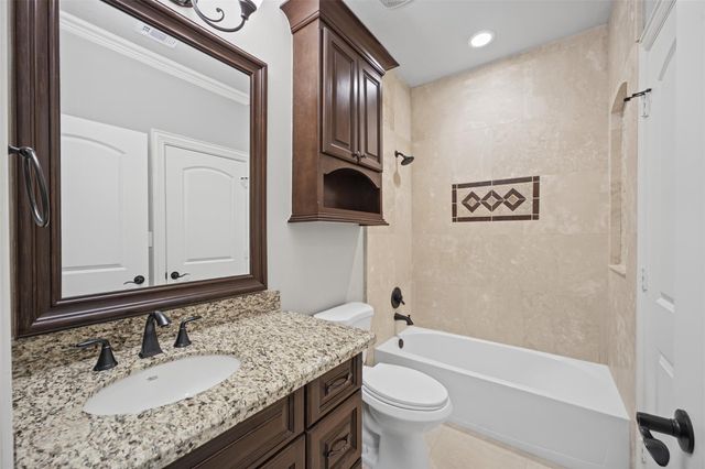2102 E Blue Lake Drive, Magnolia, TX 77354