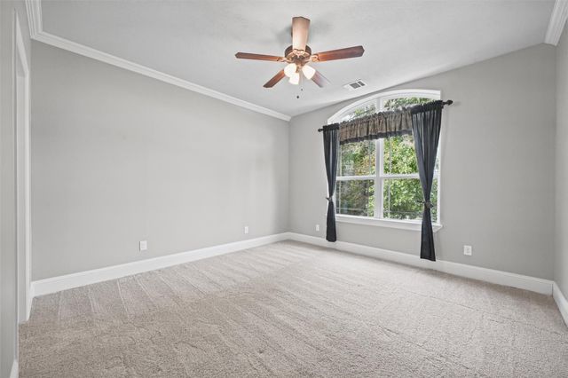 2102 E Blue Lake Drive, Magnolia, TX 77354