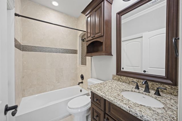 2102 E Blue Lake Drive, Magnolia, TX 77354