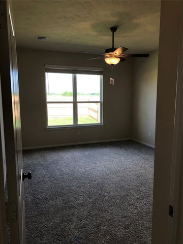 1006 Old Vine, Brenham, TX 77833