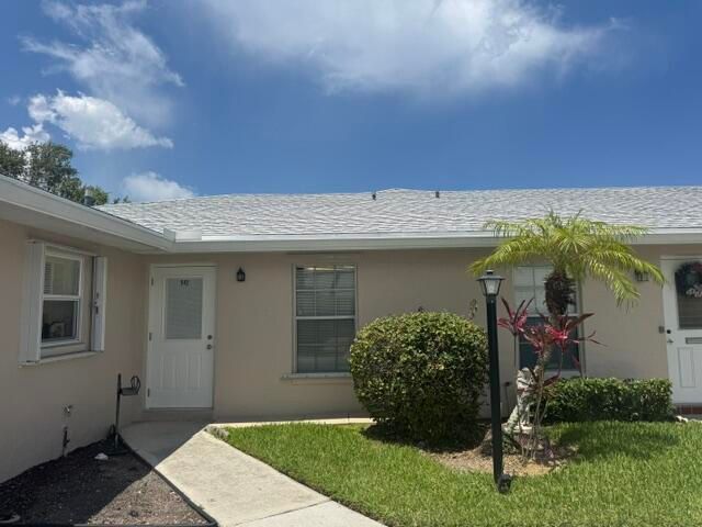 542 Franconia Circle, Lake Worth, FL 33467