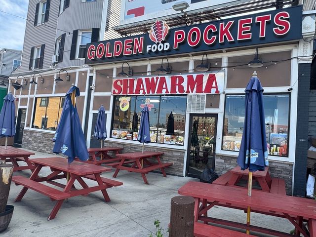 9-11 Kelley Sq, Worcester, MA 01610