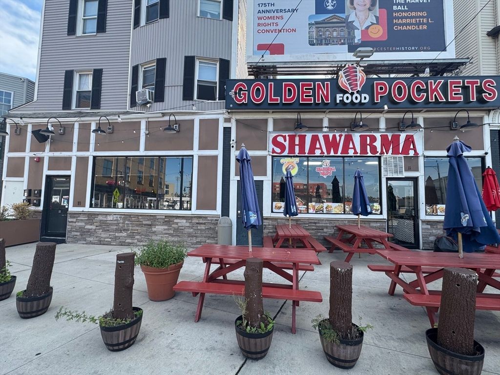 9-11 Kelley Sq, Worcester, MA 01610