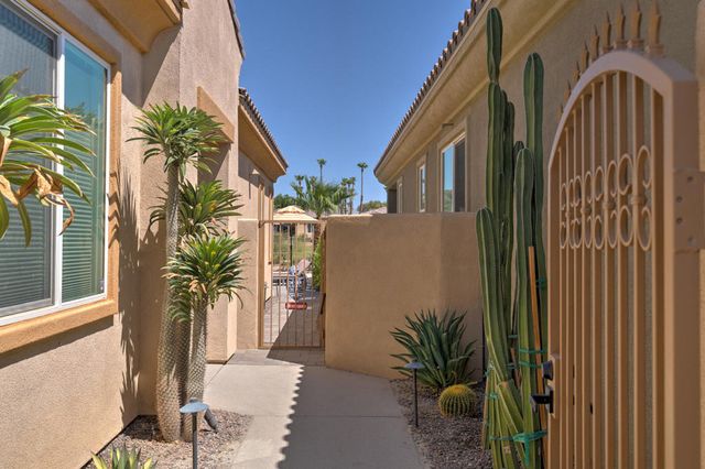67372 Zuni Court, Cathedral City, CA 92234