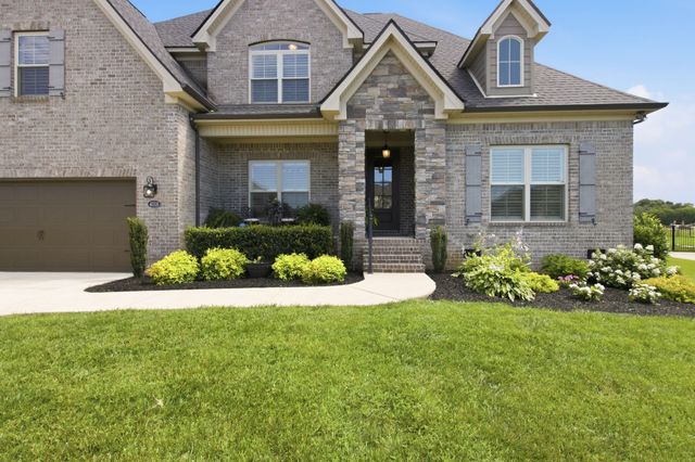 4018 Merryman Ln, Murfreesboro, TN 37127