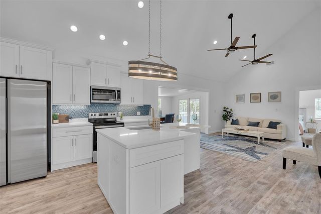 1057 BAYSHORE DRIVE, Terra Ceia, FL 34250