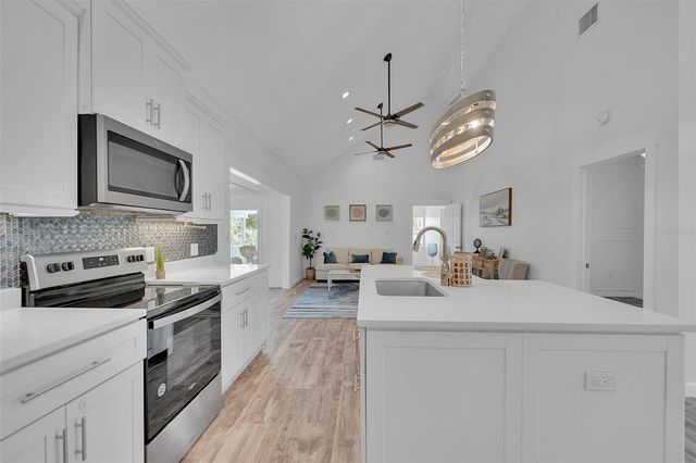 1057 BAYSHORE DRIVE, Terra Ceia, FL 34250