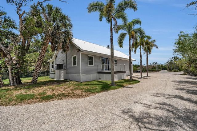 1057 BAYSHORE DRIVE, Terra Ceia, FL 34250