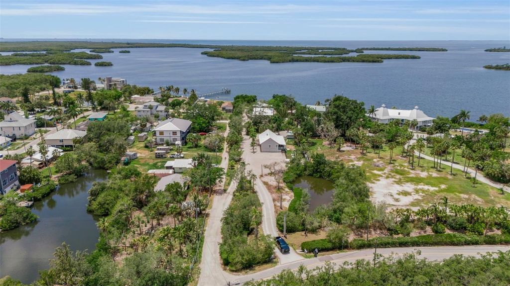1057 BAYSHORE DRIVE, Terra Ceia, FL 34250