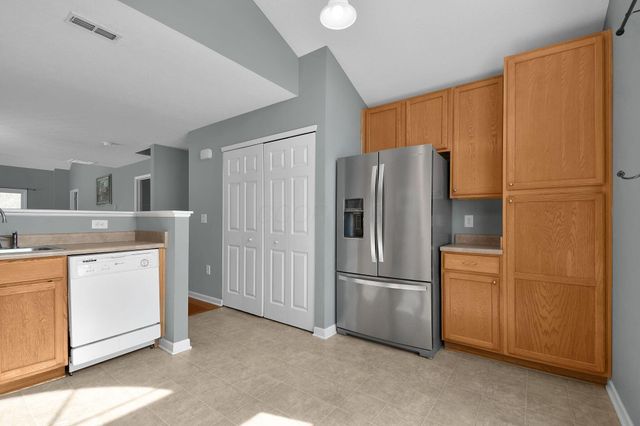8410 Diversey Loop, 601, Blacklick, OH 43004