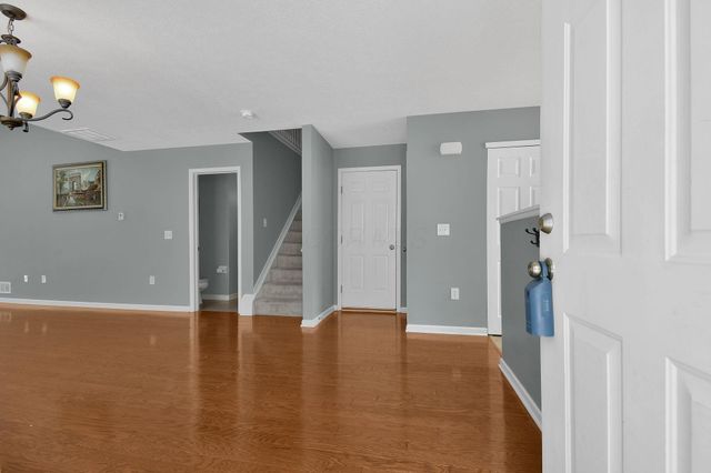 8410 Diversey Loop, 601, Blacklick, OH 43004