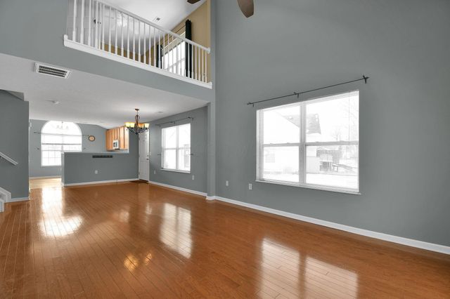 8410 Diversey Loop, 601, Blacklick, OH 43004