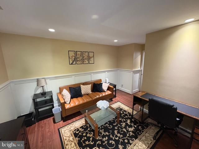 310 STEEPLECHASE CT, Woodbury, NJ 08096