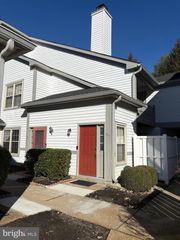 310 STEEPLECHASE CT, Woodbury, NJ 08096