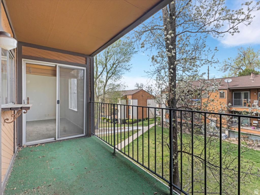 Image 14 of property listing at 2418 S ELIZABETH ST #5, Salt Lake City, UT 84106