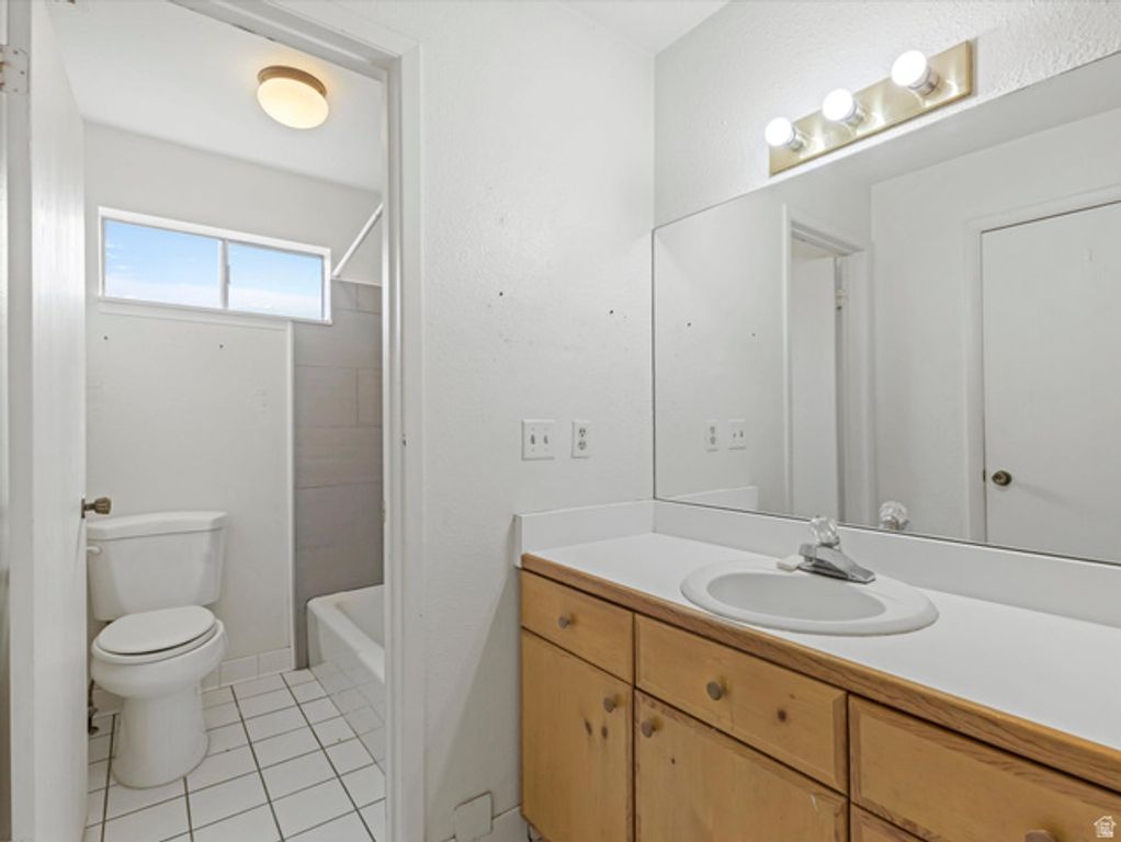 Image 10 of property listing at 2418 S ELIZABETH ST #5, Salt Lake City, UT 84106