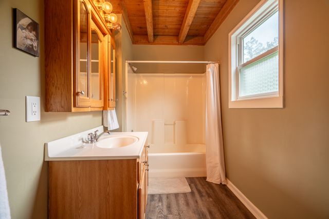 3562 Summertown Hwy, Summertown, TN 38483