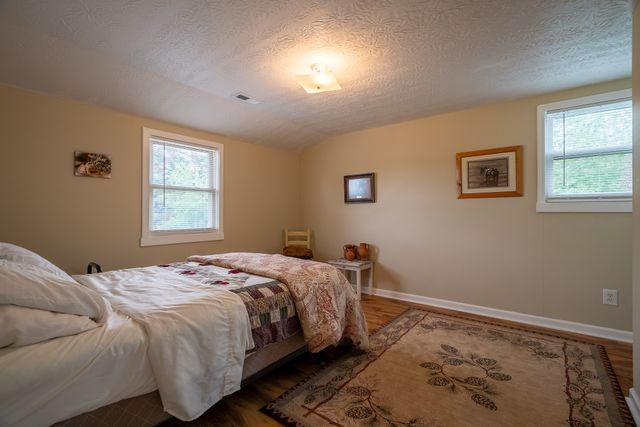 3562 Summertown Hwy, Summertown, TN 38483