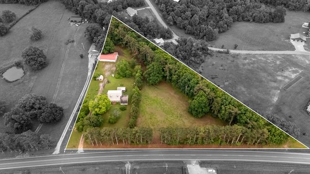 3562 Summertown Hwy, Summertown, TN 38483